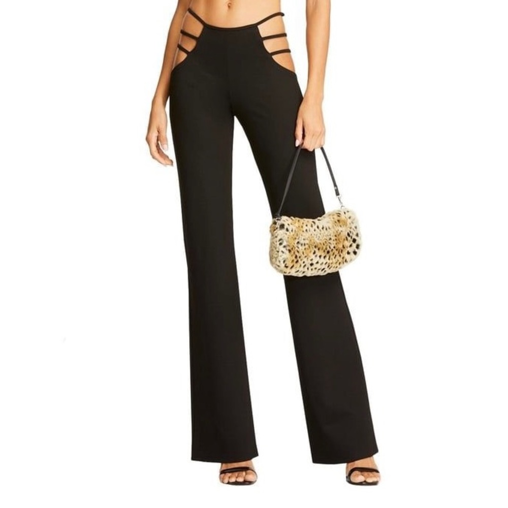 Strappy Pants (Euphoria) from PrettyLittleThing